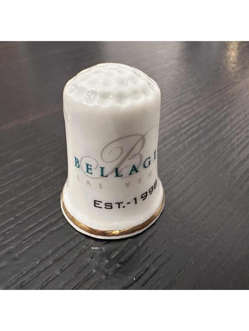 Vintage Bellagio Las Vegas Est 1998 Casino Hotel Souvenir Thimble Gold Trim EUC